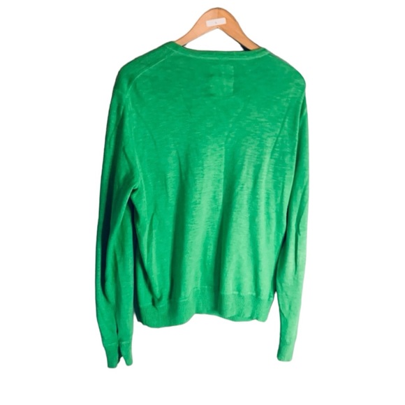 American Eagle Men’s Classic Fit V-Neck Sweater in Green GUC Sz Lg - Picture 2 of 3